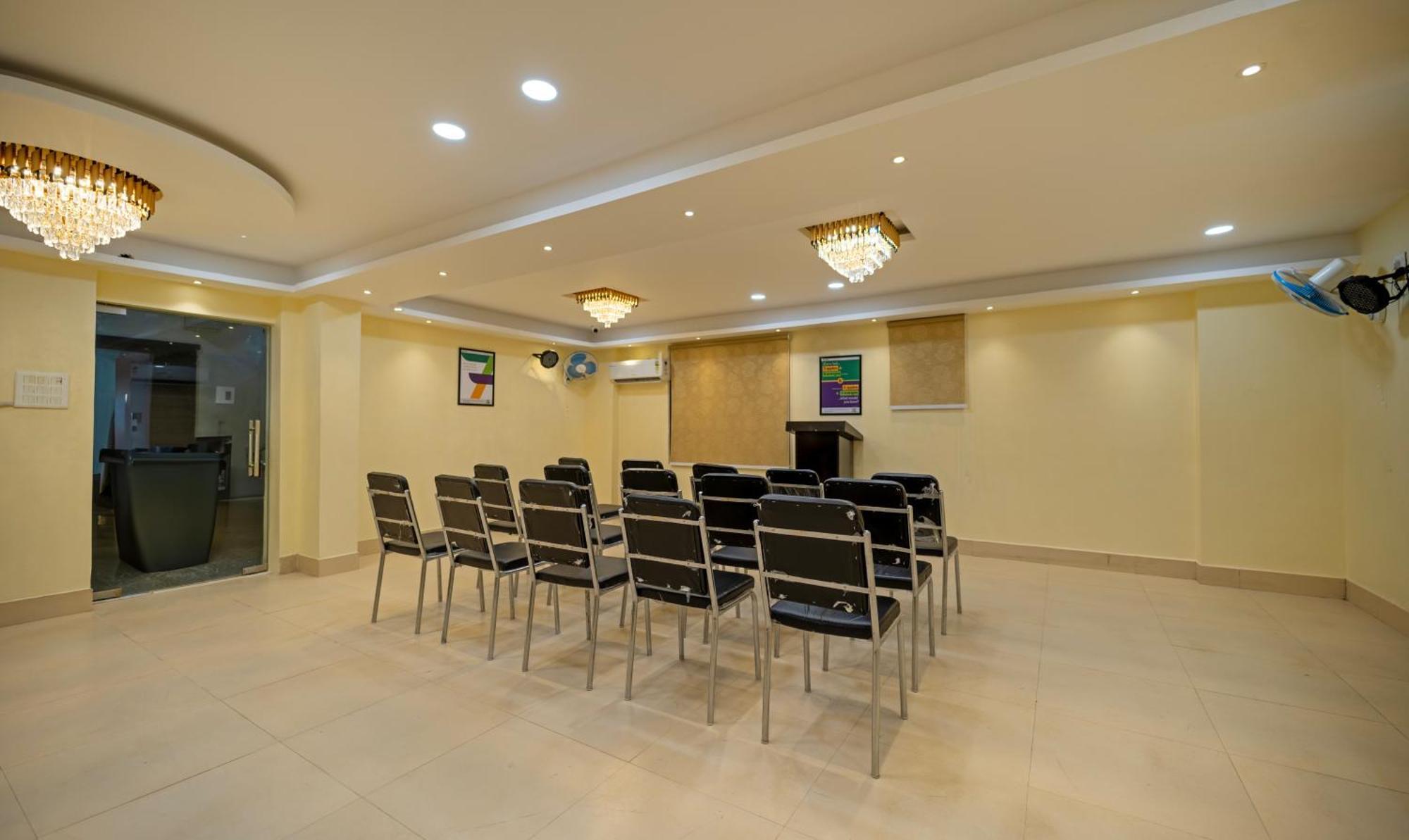 فندق Treebo Taj Square, 10 Mins From Airport باتنا المظهر الخارجي الصورة